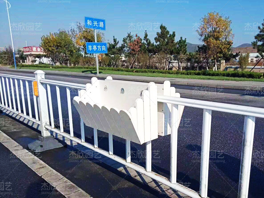 花箱式護欄裝飾效果怎么樣？